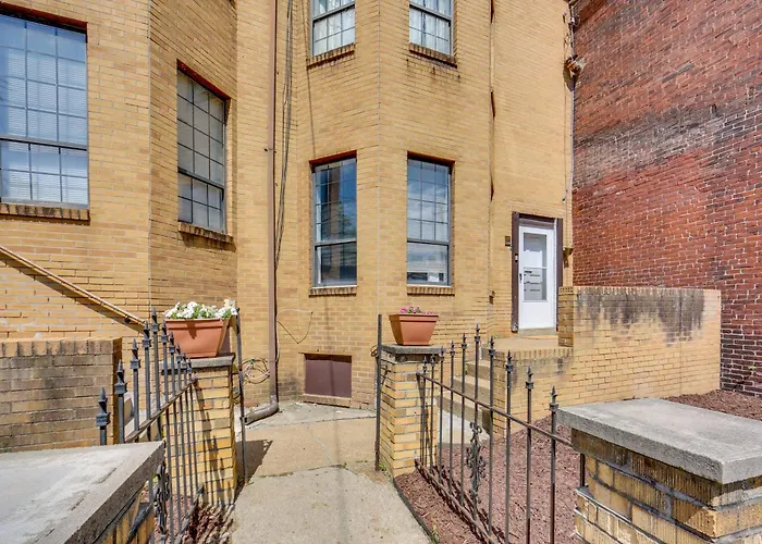 2 Mi To Dtwn Pittsburgh: Family-friendly Townhome! Pittsburgh
